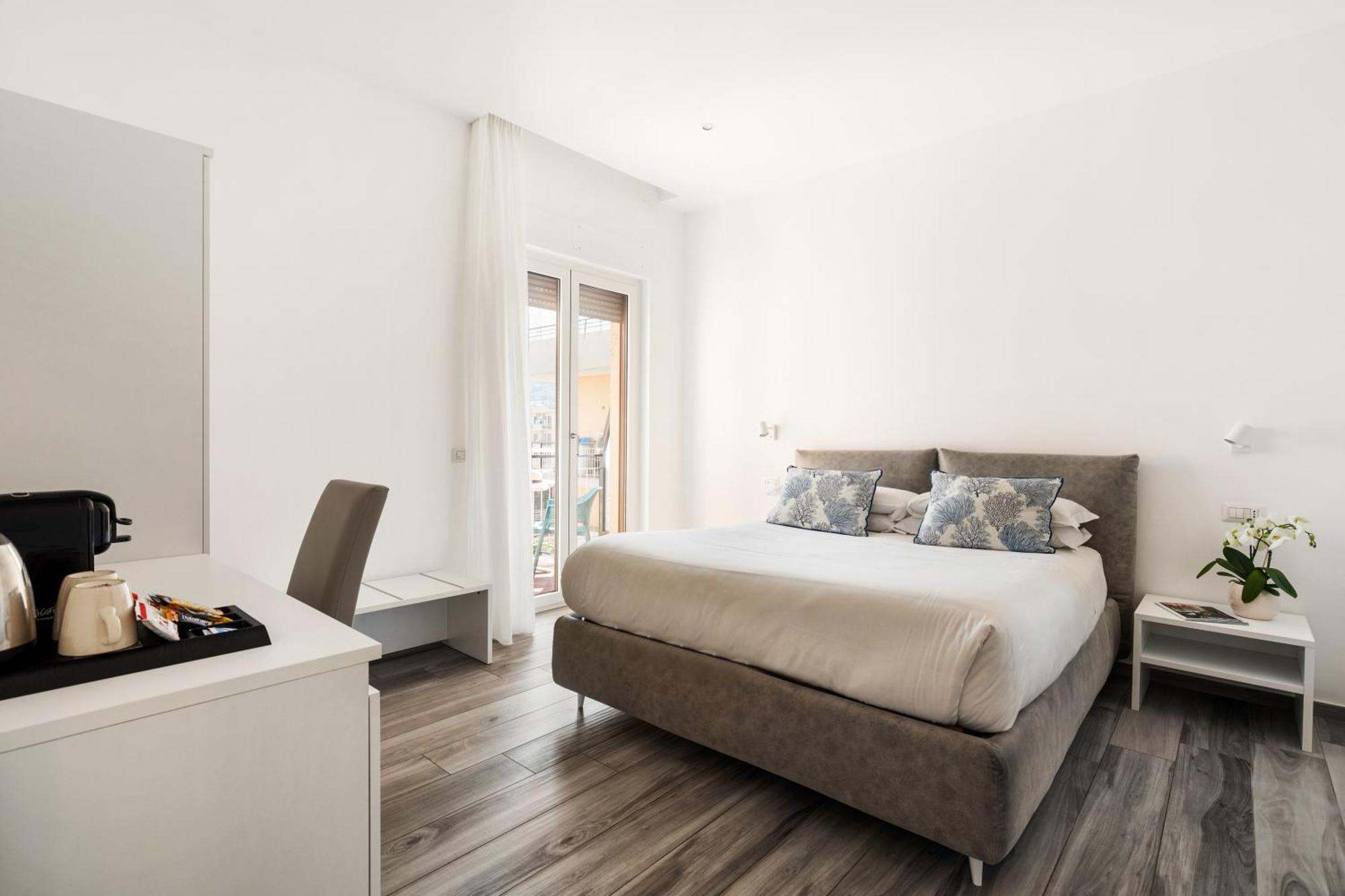 Yourhome - Maison Degli Aranci 索伦托 外观 照片